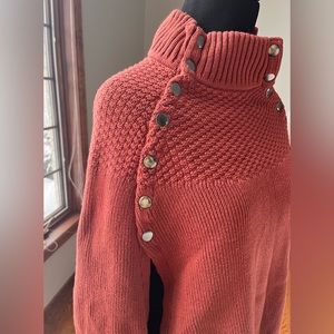 NWT women's sweater cape size XS/S